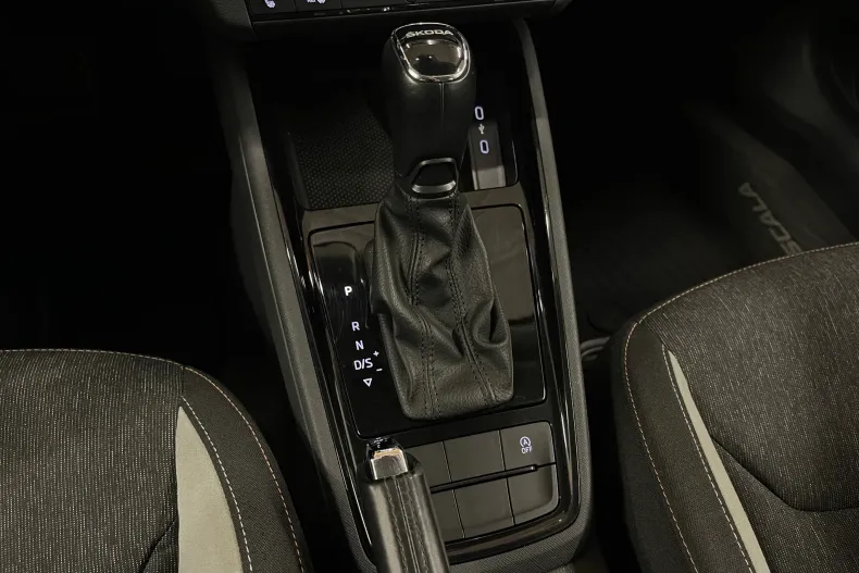 Skoda Scala din 2021 cu 118.321 km - oferta SKO144473 - foto 20