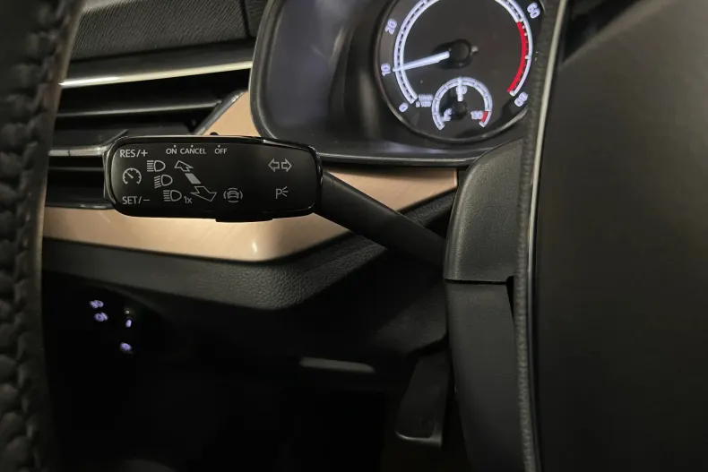 Skoda Scala din 2021 cu 118.321 km - oferta SKO144473 - foto 21