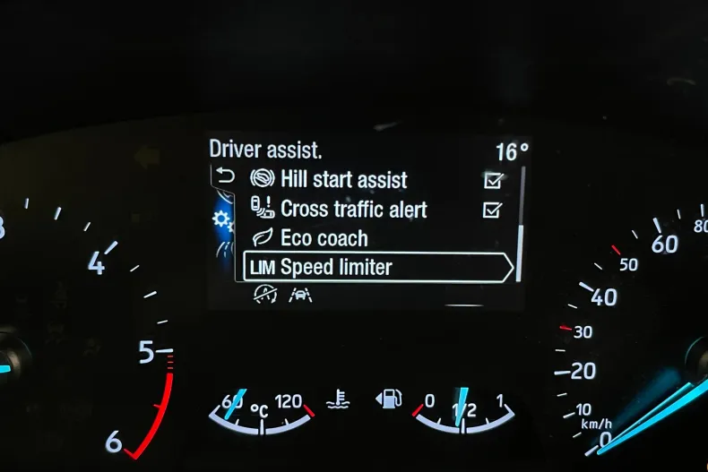 Ford Focus din 2021 cu 105.298 km - oferta FOR144474 - foto 20