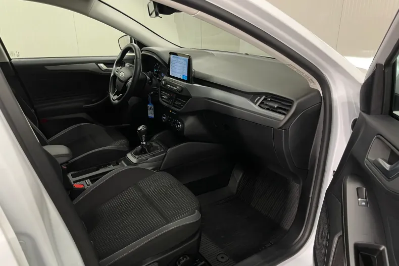 Ford Focus din 2022 cu 40.675 km - oferta FOR144475 - foto 9
