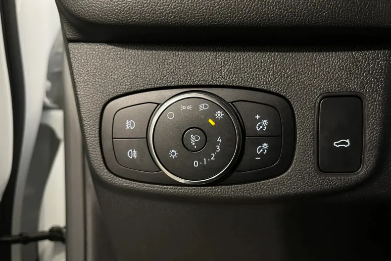 Ford Focus din 2022 cu 40.675 km - oferta FOR144475 - foto 17