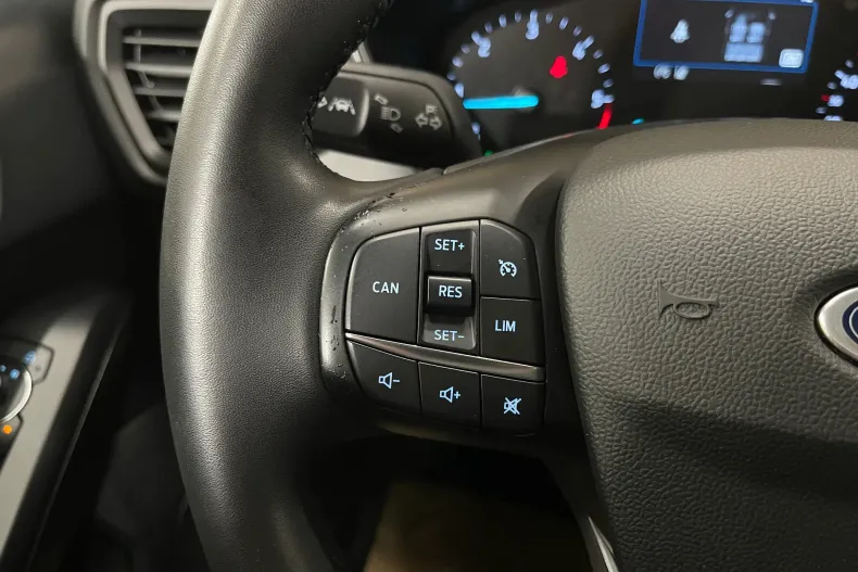 Ford Focus din 2022 cu 40.675 km - oferta FOR144475 - foto 18