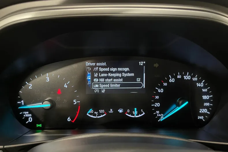 Ford Focus din 2022 cu 40.675 km - oferta FOR144475 - foto 21