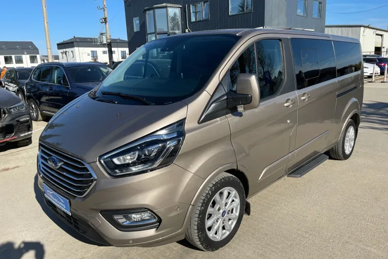 Ford Tourneo Custom din 2020 cu 108.601 km - oferta FOR144477 - foto 1