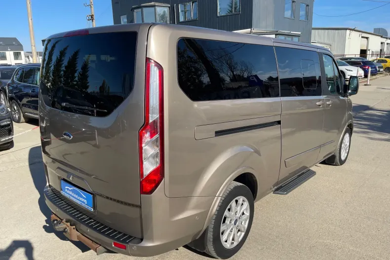 Ford Tourneo Custom din 2020 cu 108.601 km - oferta FOR144477 - foto 3