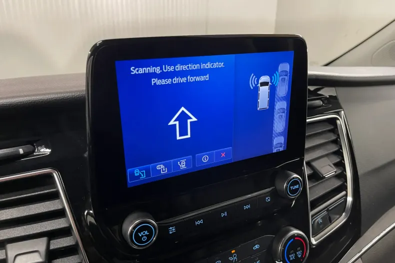 Ford Tourneo Custom din 2020 cu 108.601 km - oferta FOR144477 - foto 18