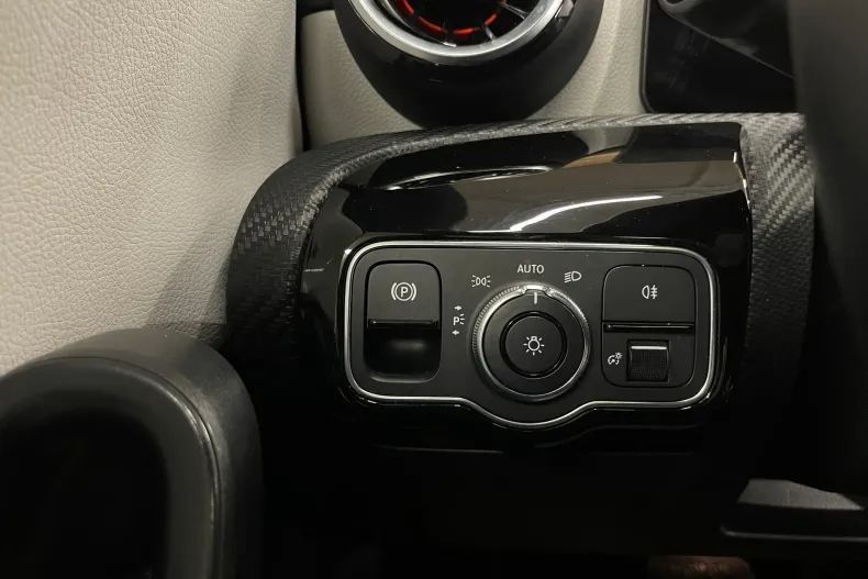 Mercedes-Benz A din 2020 cu 118.663 km - oferta MER144478 - foto 23