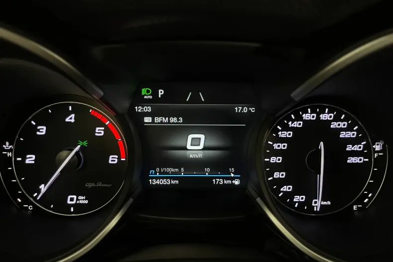 Alfa Romeo Stelvio din 2021 cu 134.053 km - oferta ALF144479 - foto 25