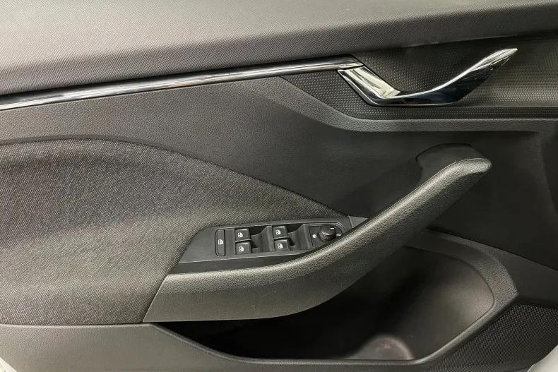 Skoda Kamiq din 2022 cu 67.235 km - oferta SKO144481 - foto 24