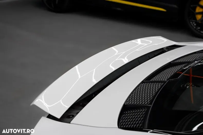 Audi R8 din 2024 cu 21.500 km - oferta AUD144493 - foto 21