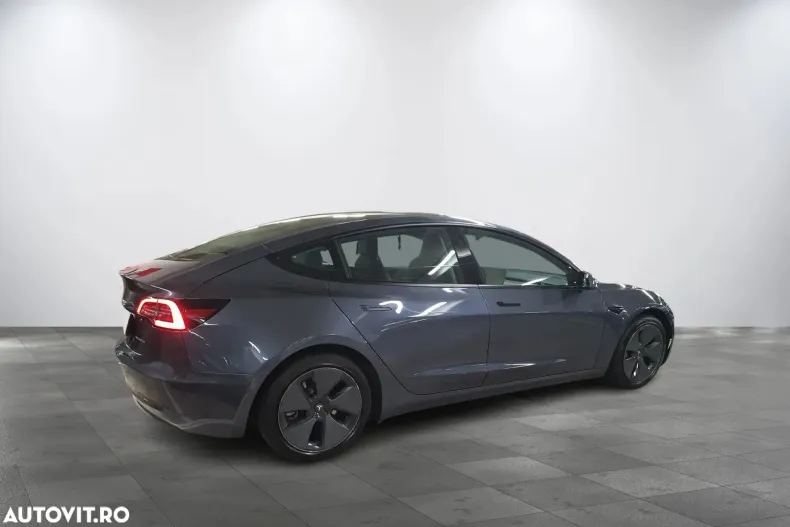 Tesla Model 3 din 2021 cu 72.471 km - oferta TES144502 - foto 3