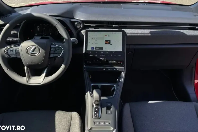 Lexus LBX din 2025 cu 10 km - oferta LEX144505 - foto 6