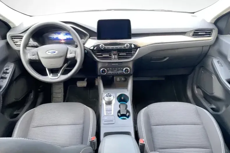 Ford Kuga din 2023 cu 36.759 km - oferta FOR144513 - foto 11