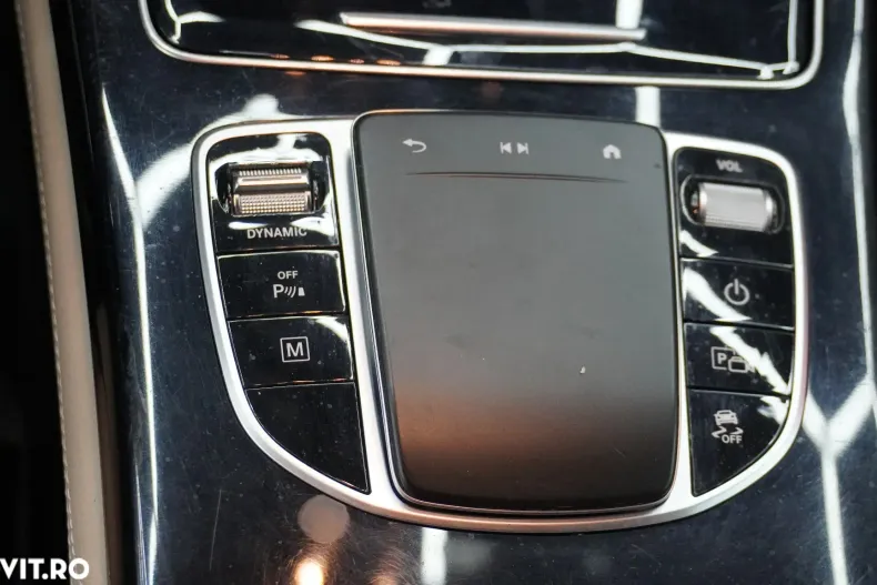 Mercedes-Benz GLC din 2020 cu 93.430 km - oferta MER144518 - foto 17