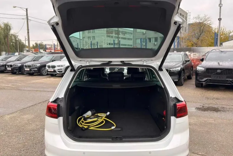 Volkswagen Passat din 2020 cu 106.000 km - oferta VOL144521 - foto 13