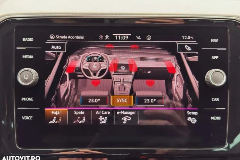 Volkswagen Passat din 2020 cu 106.000 km - oferta VOL144521 - foto 38