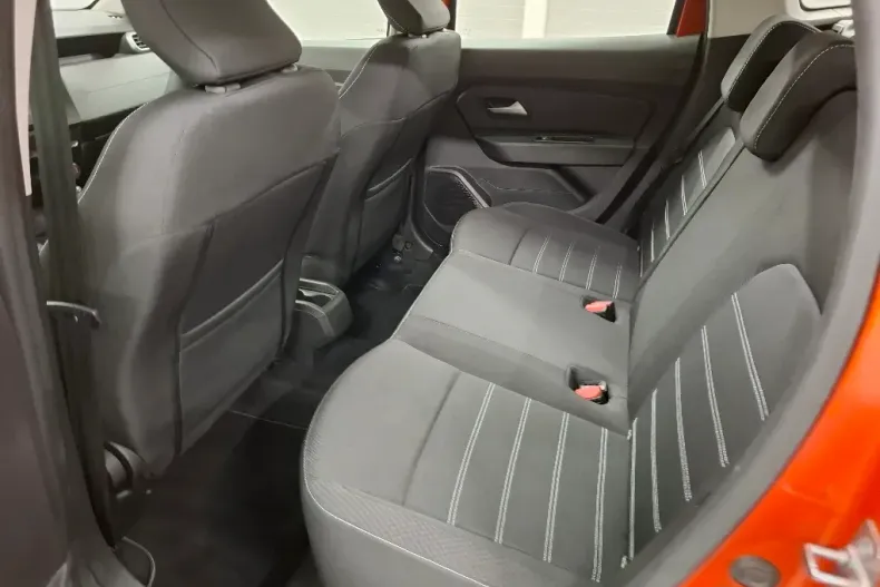 Dacia Duster din 2023 cu 23.475 km - oferta DAC144522 - foto 13