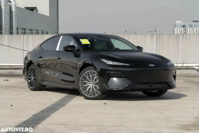 Geely Galaxy E8 din 2025 cu 0 km - oferta GEE144524 - foto 1