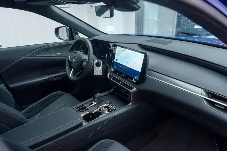 Lexus Seria RX din 2024 cu 9.450 km - oferta LEX144531 - foto 9