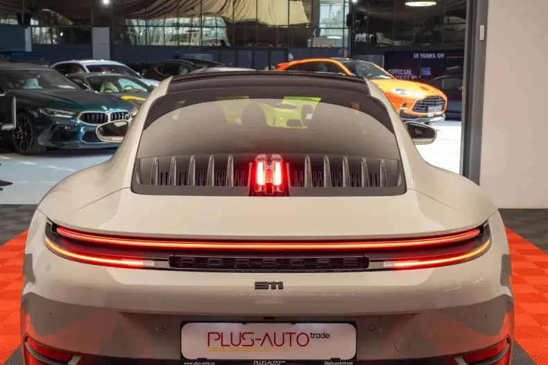 Porsche 911 din 2025 cu 11.000 km - oferta POR144532 - foto 5