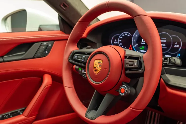 Porsche 911 din 2025 cu 11.000 km - oferta POR144532 - foto 35