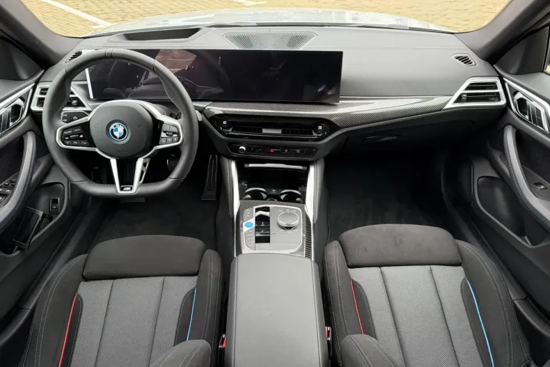 BMW i4 din 2025 cu 12.000 km - oferta BMW144536 - foto 9
