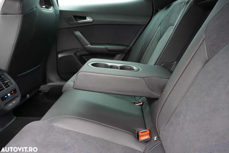 Cupra Formentor din 2025 cu 5.000 km - oferta CUP144540 - foto 31