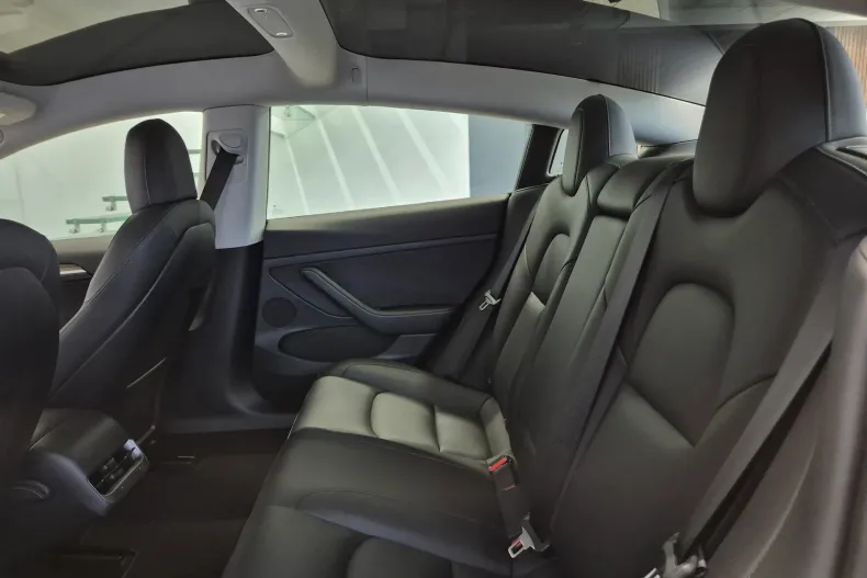 Tesla Model 3 din 2021 cu 84.500 km - oferta TES144543 - foto 17