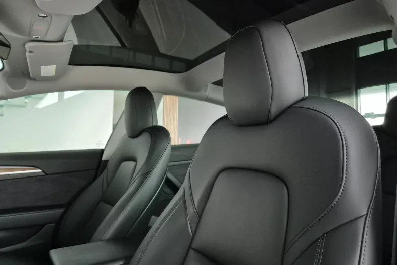 Tesla Model 3 din 2021 cu 44.500 km - oferta TES144544 - foto 14