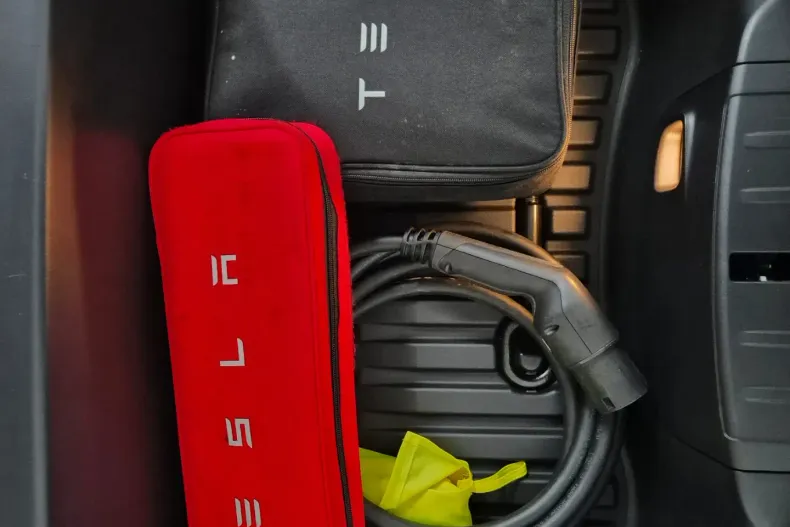 Tesla Model 3 din 2021 cu 44.500 km - oferta TES144544 - foto 20