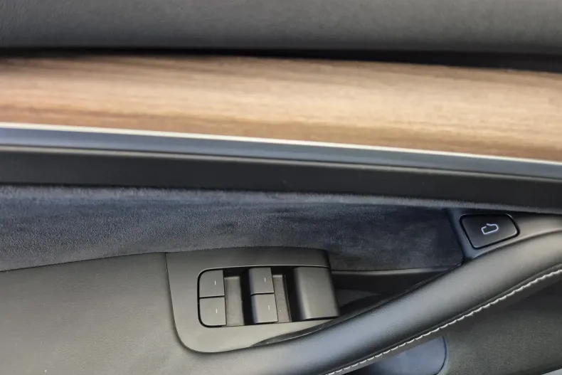 Tesla Model 3 din 2021 cu 44.500 km - oferta TES144544 - foto 21