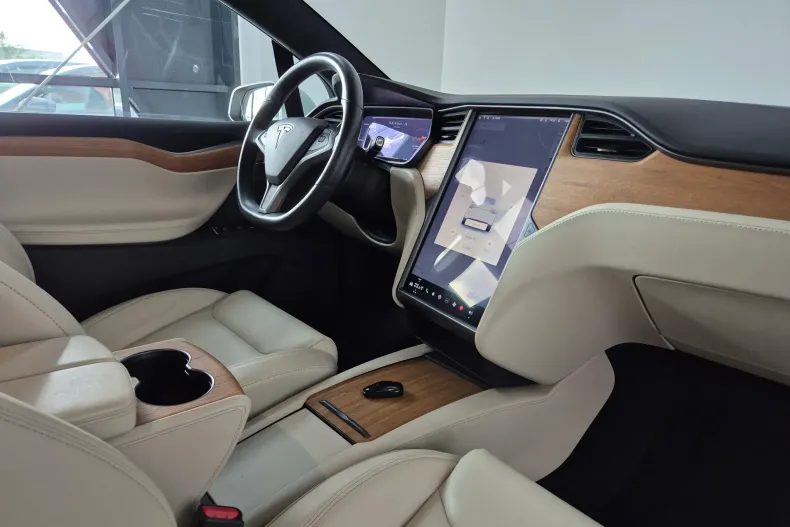 Tesla Model X din 2020 cu 48.900 km - oferta TES144547 - foto 11