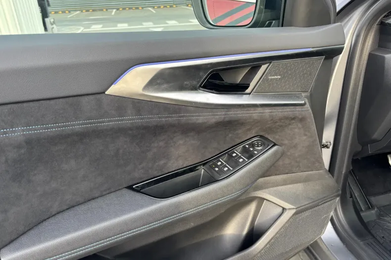 Renault Symbioz din 2024 cu 2.888 km - oferta REN144548 - foto 15