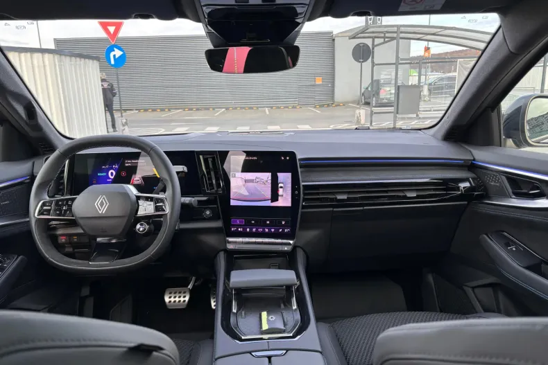 Renault Symbioz din 2024 cu 2.888 km - oferta REN144548 - foto 17