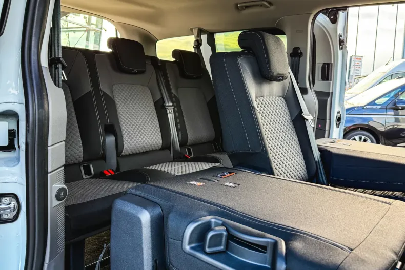 Volkswagen Caravelle din 2025 cu 3 km - oferta VOL144549 - foto 15