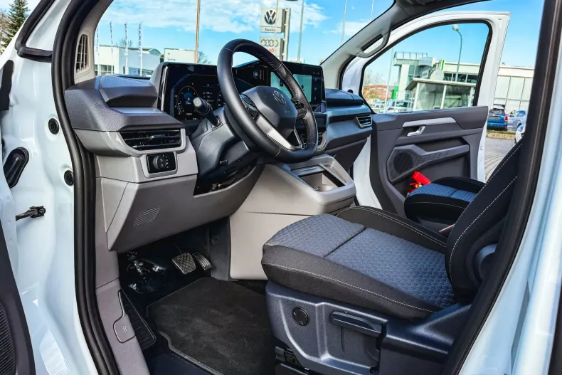 Volkswagen Caravelle din 2025 cu 3 km - oferta VOL144549 - foto 20