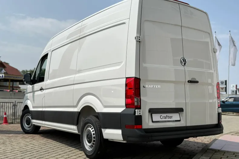 Volkswagen Crafter din 2024 cu 3 km - oferta VOL144557 - foto 8