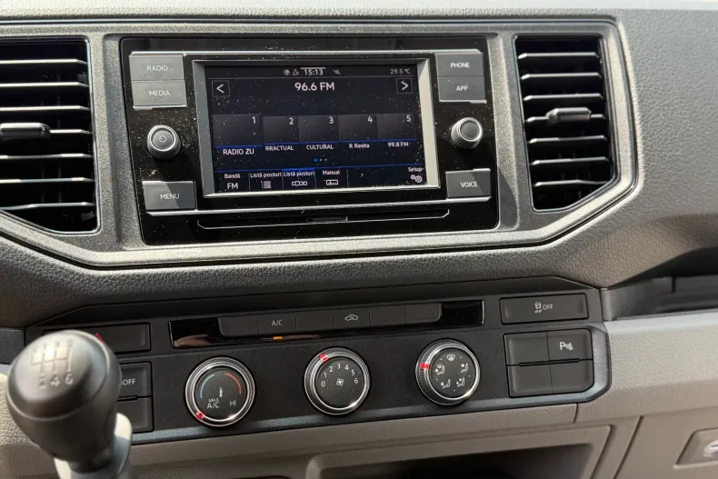 Volkswagen Crafter din 2024 cu 3 km - oferta VOL144557 - foto 18