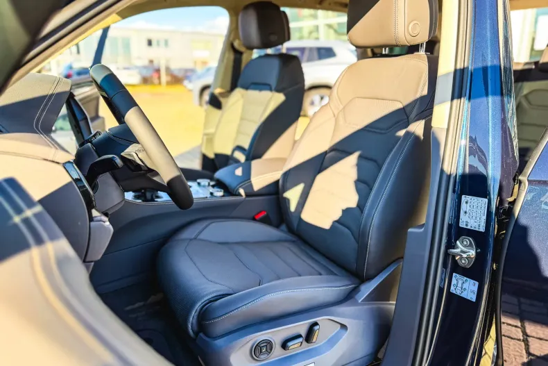 Volkswagen Touareg din 2025 cu 1 km - oferta VOL144558 - foto 12