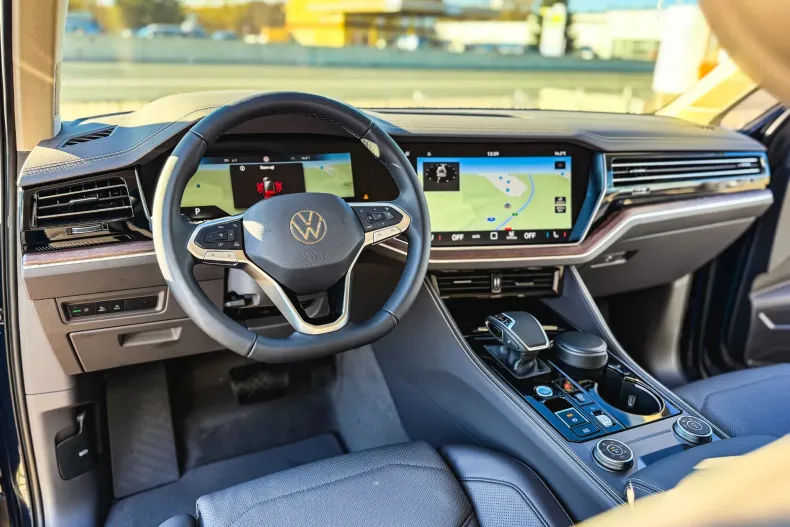 Volkswagen Touareg din 2025 cu 1 km - oferta VOL144558 - foto 17