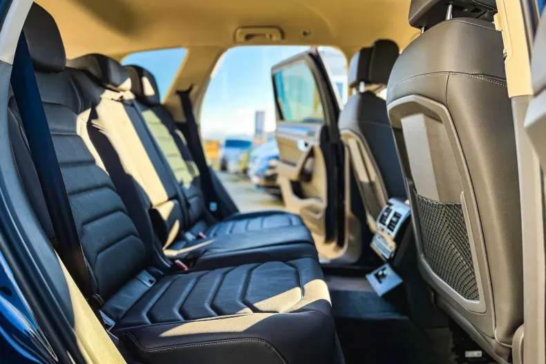 Volkswagen Touareg din 2025 cu 1 km - oferta VOL144558 - foto 25