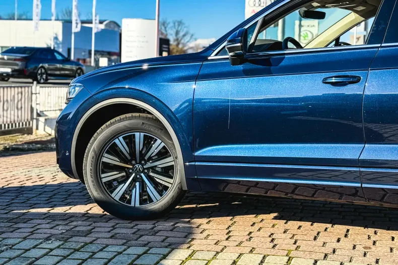 Volkswagen Touareg din 2025 cu 1 km - oferta VOL144558 - foto 27