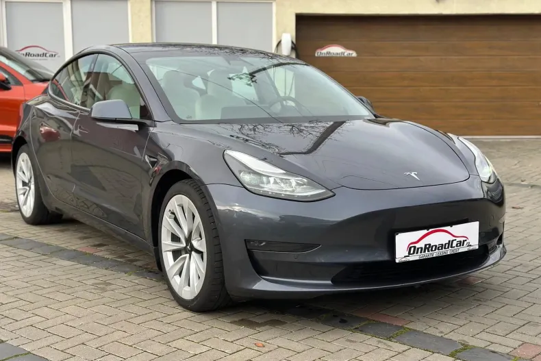 Tesla Model 3 din 2021 cu 59.495 km - oferta TES144573 - foto 2