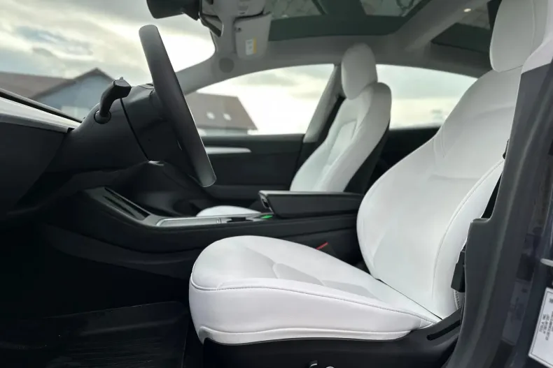 Tesla Model 3 din 2021 cu 59.495 km - oferta TES144573 - foto 10