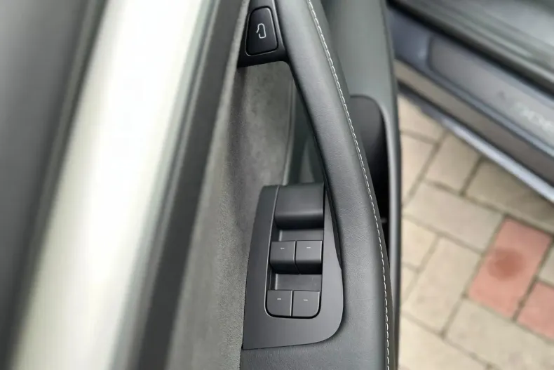 Tesla Model 3 din 2021 cu 59.495 km - oferta TES144573 - foto 33