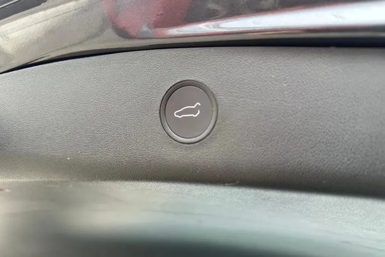 Tesla Model 3 din 2021 cu 59.495 km - oferta TES144573 - foto 36