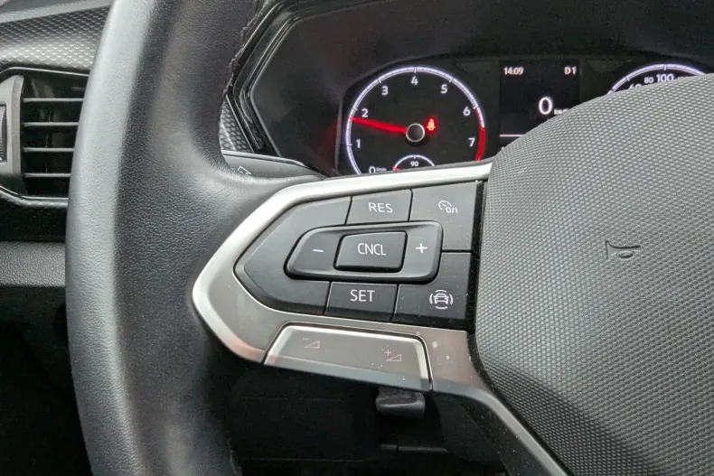 Volkswagen T-Cross din 2021 cu 31.615 km - oferta VOL144574 - foto 11