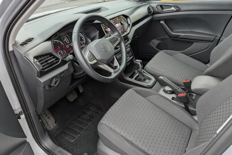 Volkswagen T-Cross din 2021 cu 31.615 km - oferta VOL144574 - foto 24