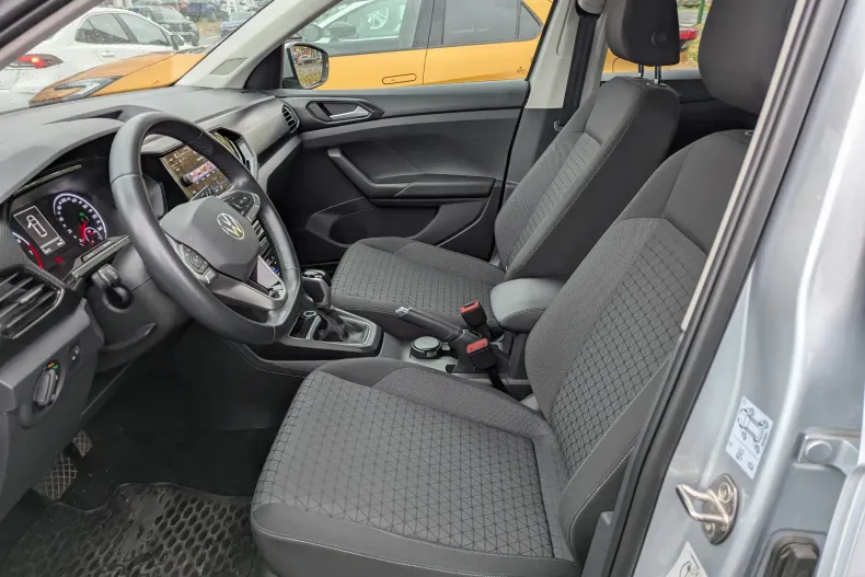 Volkswagen T-Cross din 2021 cu 31.615 km - oferta VOL144574 - foto 25