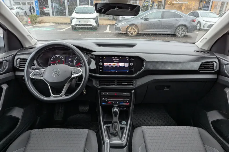 Volkswagen T-Cross din 2021 cu 31.615 km - oferta VOL144574 - foto 26
